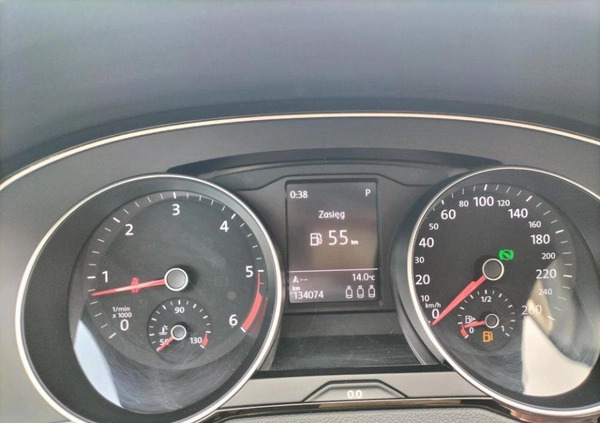 Volkswagen Passat cena 84900 przebieg: 133618, rok produkcji 2019 z Piotrków Kujawski małe 232